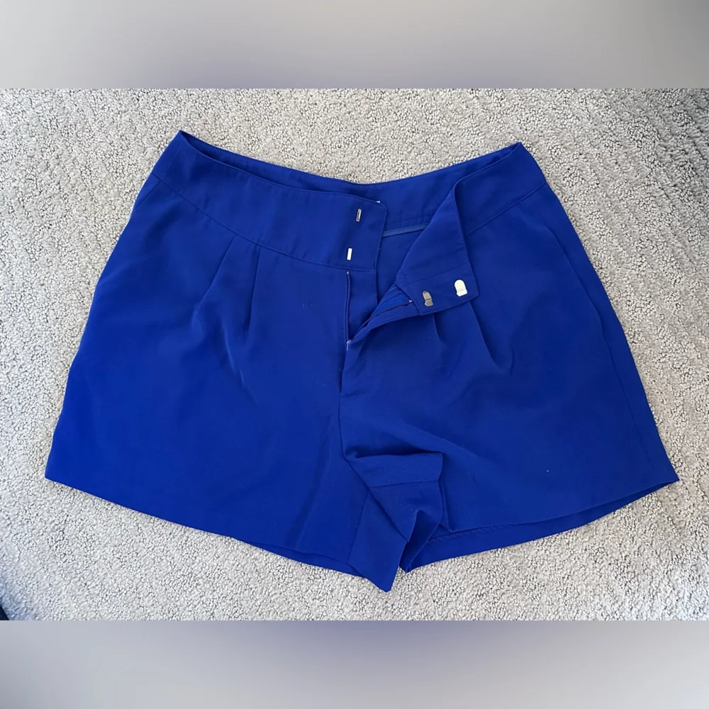 Jennifer Lopez High Waist Shorts - Fuchsia, Navy, and Ivory